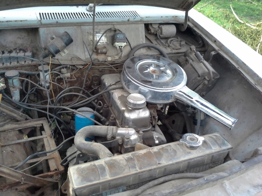 ระเบิดอะไหล่521ทั้งคัน  ตามหาชิ้นไหนด่วนเลยคร้าบช้าอดนะ จัดส่งฟรีถึงบางกะปิชิ้นใหญ่อาจมีค่าส่งนิดหน่อยตามตกลงคร้าบ  รายละเอียดสอบถามได้คร้าบib/081-7915677 -ฝากระโปรง1500- -แผ่นเพลต 380-#ขายแล้ว -ไฟในเก๋งท้ายคนขับ 250- -คอนโซล1200-#ติดจอง -หน้าปัดเข็มไมค์1