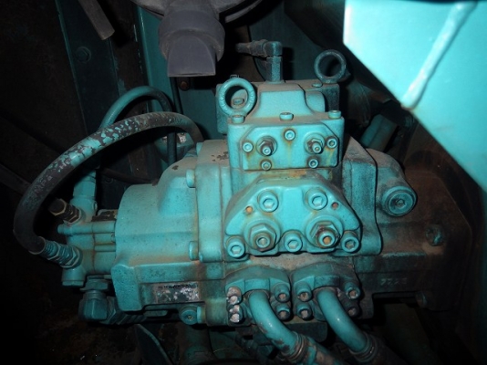 ขายด่วน รถขุด KOBELCO SK100-3  mark v super นำเข้าจากญี่ปุ่นยังไม่ผ่านการใช้งานในไทย สภาพสวย ใช้งานน้อยจ้า