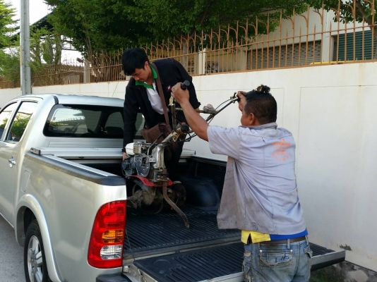 ส่วนตัวนี้ เครื่องพรวนดินปลูกผักใช้ในการเกษตร ไปจังหวัดตากครับพี่น้องใครสนใจสั่งผมได้ครับ เช่นกันคร๊าบ ส่วนตัวนี้ เครื่องพรวนดินปลูกผักใช้ในการเกษตร ไปจังหวัดตากครับพี่น้องใครสนใจสั่งผมได้ครับ เช่นกันคร๊าบ