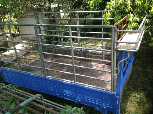 ขาย กระบะ 4 ล้อ  มี 2 ลูก