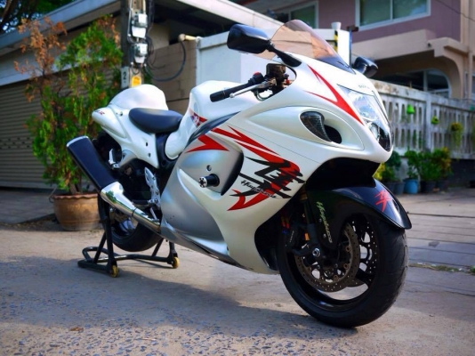 ขาย Hayabusa ปี 2009 พร้อมทะเบียนแท้เลขสวย แรงสะใจ