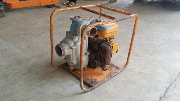ปั๊มน้ำเก่าญี่ปุ่น  KUBOTA รุ่น GS200-FO-L เครื่องยนต์ติดง่าย สภาพพร้อมใช้งาน