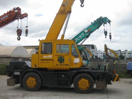 ให้เช่าเครน 8 ตัน 20 ตัน 25 ตัน 30 ตัน 55 ตัน  75 ตัน