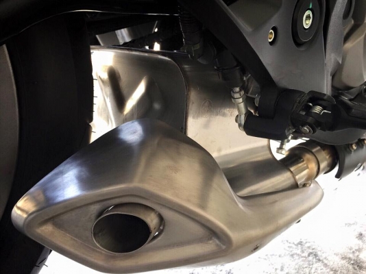 BANELLI BN300 ปี2015 รถใหม่ป้ายแดงเข็นไปไปมามาไม่ได้ขับ แต่ราคา 119000 BANELLI BN300 ปี2015 รถใหม่ป้ายแดงเข็นไปไปมามาไม่ได้ขับ แต่ราคา 119000