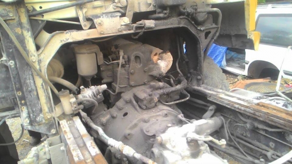 ขายหัวคัชซี MITSUBISHI FN527M-A เครื่อง6D16 ขายตามสภาพ ไม่มีเล่มทะเบียน สนใจโทร 090-8588220คุณนะ 093-3258446คุณบิว ID:narong498 หรือเข้าดูสินค้าอื่นๆได้ที่ www.truck.in.th/498 หรือเพจFacebook ณรงค์ ซื้อขายรถมือสอง (เว็บไซต์ส่วนตัว)