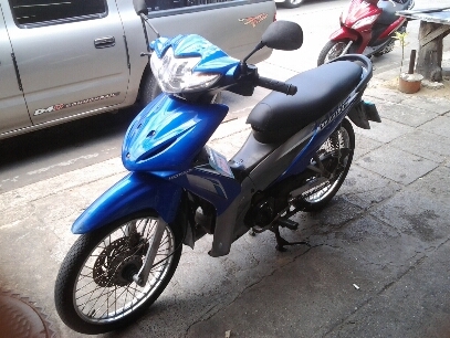 เวฟ110iตาทเท้าปี52