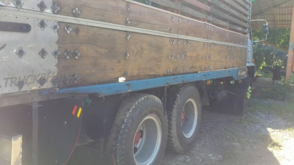 รถ 10 ล้อ ISUZU ROCKY 195 แรงม้า หัวยกได้ รถ 10 ล้อ ISUZU ROCKY 195 แรงม้า หัวยกได้