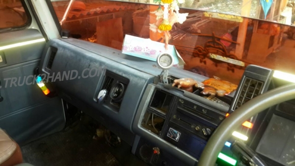 รถ 10 ล้อ ISUZU ROCKY 195 แรงม้า หัวยกได้ รถ 10 ล้อ ISUZU ROCKY 195 แรงม้า หัวยกได้