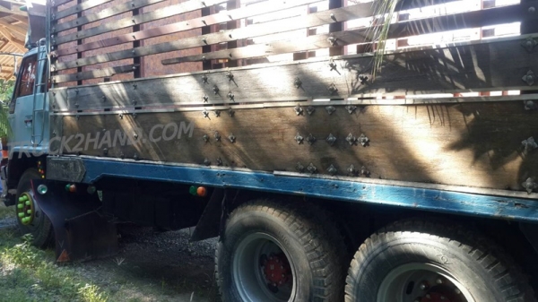 รถ 10 ล้อ ISUZU ROCKY 195 แรงม้า หัวยกได้ รถ 10 ล้อ ISUZU ROCKY 195 แรงม้า หัวยกได้