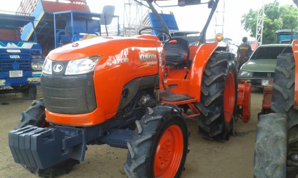 ขายรถคูโบต้า4708ยังไม่ได้ล่างแรงพร้อมไช้งานรถเดิมมีโรตาลี่ตราช้าง1อ้นไมค์ รถอยู่วังบัว คลองขลุง กำแพงเพชร รถ 1500ชั่วโมงพร้อมทะเบียนราคา388000สนใจสอบุถามได้ที่081 3655997 อ๋าพร  พาเจริญ  ราคาต่อรองได้อีกนะครับ