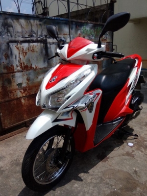 Honda Click 125i ลายstreet รถปี56 หัวฉีดประหยัดน้ำมัน สวยๆวิ๊งๆราคาถูกครับ