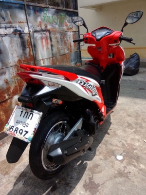 Honda Click 125i ลายstreet รถปี56 หัวฉีดประหยัดน้ำมัน สวยๆวิ๊งๆราคาถูกครับ