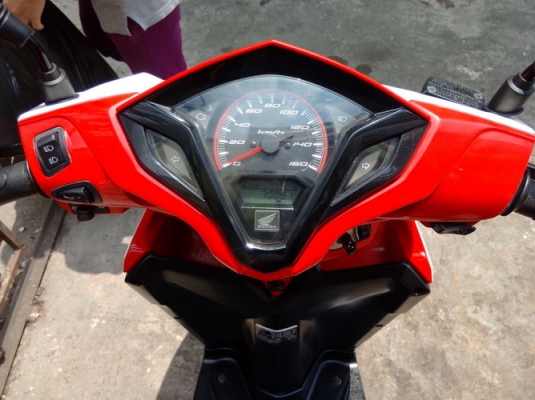 Honda Click 125i ลายstreet รถปี56 หัวฉีดประหยัดน้ำมัน สวยๆวิ๊งๆราคาถูกครับ