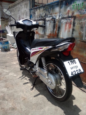 Honda Wave110i รถ56 สี ขาว-ม่วง สวยๆประหยัดน้ำมัน สวยคุ้มราคาถูกๆครับ