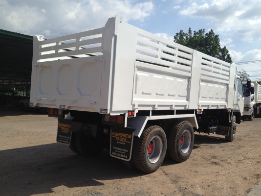 ขายไม่แพง FUSO เครื่อง 6D16 260 2 เพลา แรงม้าเทอร์โบ กระบะยาว 6 เมตร สูง 1.50 เมตร กว้าง 2.50 เมตร  พร้อมเล่มพร้อมทะเบียน หารถวิ่งงานราคาไม่แพง รีบเลยค่ะ