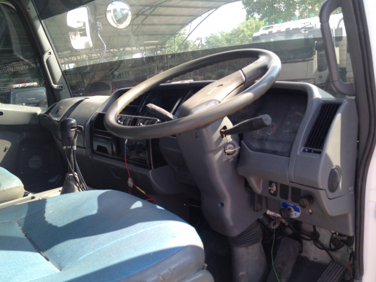 ขายไม่แพง FUSO เครื่อง 6D16 260 2 เพลา แรงม้าเทอร์โบ กระบะยาว 6 เมตร สูง 1.50 เมตร กว้าง 2.50 เมตร  พร้อมเล่มพร้อมทะเบียน หารถวิ่งงานราคาไม่แพง รีบเลยค่ะ