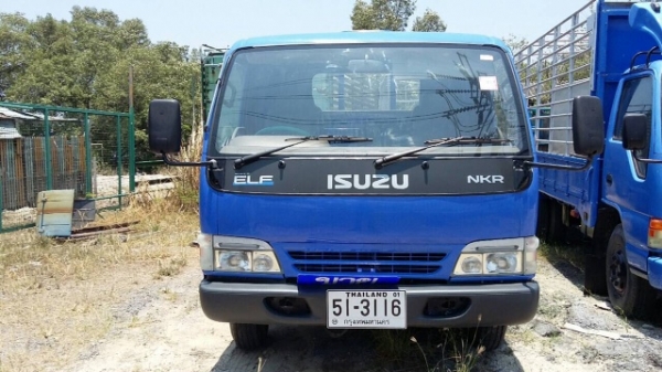 ขายรถบรรทุก 6 ล้อขนาดกลาง 120 แรงม้า ปี 2000