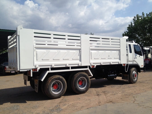 ขายไม่แพง FUSO เครื่อง 6D16 260 2 เพลา แรงม้าเทอร์โบ กระบะยาว 6 เมตร สูง 1.50 เมตร กว้าง 2.50 เมตร  พร้อมเล่มพร้อมทะเบียน หารถวิ่งงานราคาไม่แพง รีบเลยค่ะ