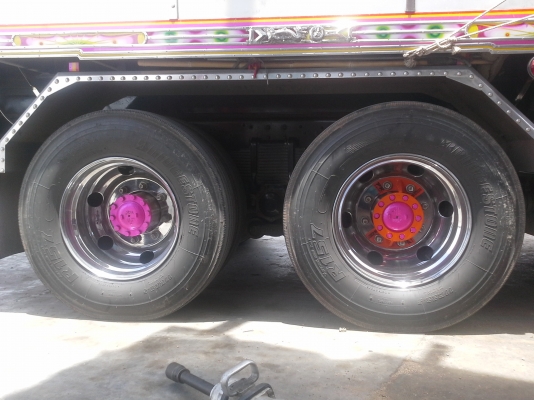 อุปกรณ์ป้องกันโขมยเพลาข้าง 6-10 ล้อ