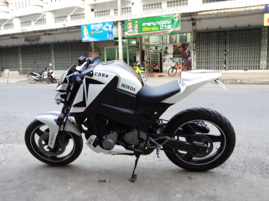 ขาย cbr 400cc แต่งเทพ มีคลิป 65000