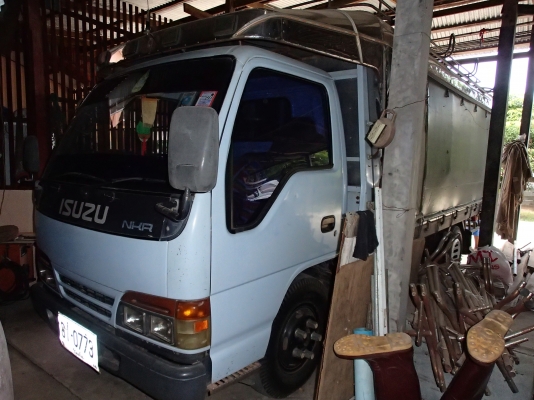 ขาย NKR110 ปี38 พร้อมหลังคาสภาพดีมากรถบ้าน ห้างแท้