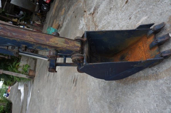 ขายรถขุด KOMUTSU PC50UU-1 สวยๆ เดิมๆจากญี่ปุ่นพร้อมลายหัวแย๊ก ขายรถขุด KOMUTSU PC50UU-1 สวยๆ เดิมๆจากญี่ปุ่นพร้อมลายหัวแย๊ก