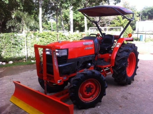 ขายรถไถKubota L4508DI (4WD) พร้อมใบมีดหน้าและผานพรวนช้าง รถพร้อมใช้งาน