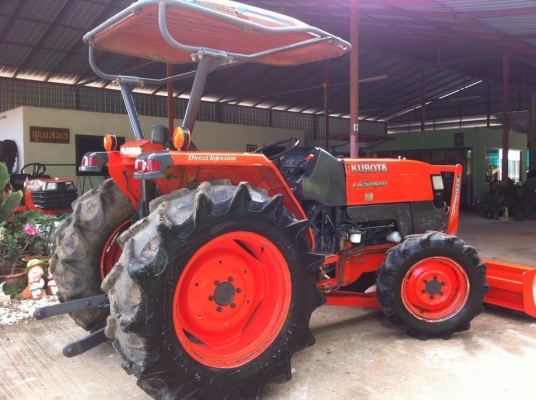 ขายรถไถKubota L4508DI (4WD) พร้อมใบมีดหน้าและผานพรวนช้าง รถพร้อมใช้งาน