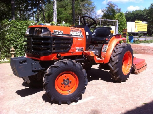 ขายรถไถ Kubota B2410 พร้อมเครื่องตัดหญ้า รถไร่ สีเดิมพร้อมใช้งาน