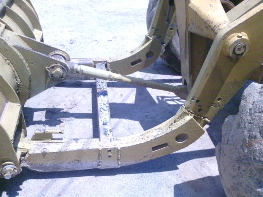 ขายด่วยรถตักkomatsujh30รถใช้งานดีทํางานอยู่ทุกวันสภาพดี