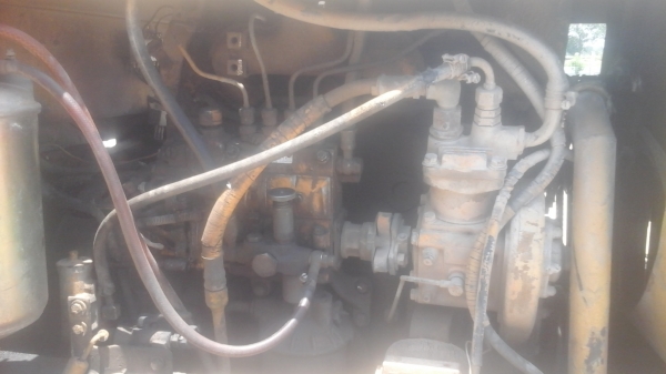 ขายด่วยรถตักkomatsujh30รถใช้งานดีทํางานอยู่ทุกวันสภาพดี