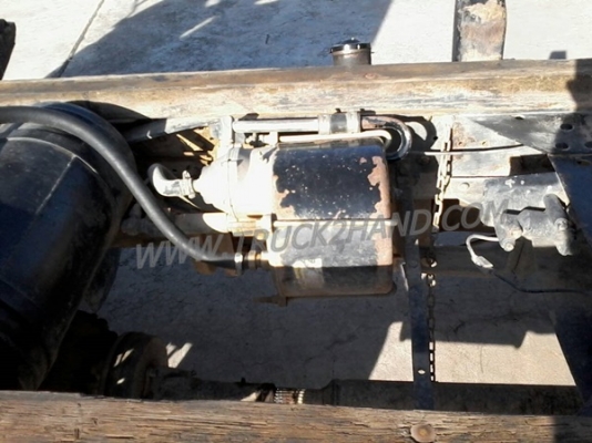 รถบรรทุก 6 ล้อดัมพ์ ISUZU NKR  100 แรงม้า  ปีจดทะเบียน 2538