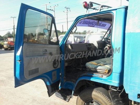 รถบรรทุก 6 ล้อดัมพ์ ISUZU NKR  100 แรงม้า  ปีจดทะเบียน 2538