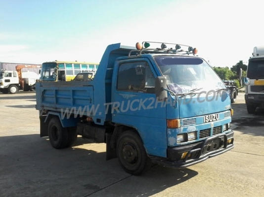 รถบรรทุก 6 ล้อดัมพ์ ISUZU NKR  100 แรงม้า  ปีจดทะเบียน 2538