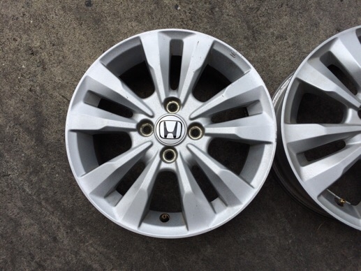 ขายล้อแม็กฮอนด้าซิตี้ ลาย 10 ก้าน ขอบ 15