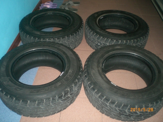 ยาง 225-70-15 ปี09 ดอกเต็มใช้งานได้ สภาพยังสวย4เส้น1500