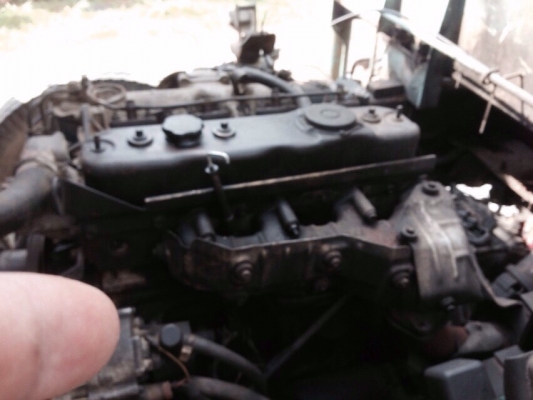 รถอีซูซุ 6 ล้อ ติดเครน 3 ตัน. NPR  115 แรงม้า.  ปี 33       สนใจติดต่อ  081 - 6079515