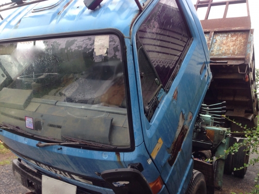 รถอีซูซุ 6 ล้อ ติดเครน 3 ตัน. NPR  115 แรงม้า.  ปี 33       สนใจติดต่อ  081 - 6079515