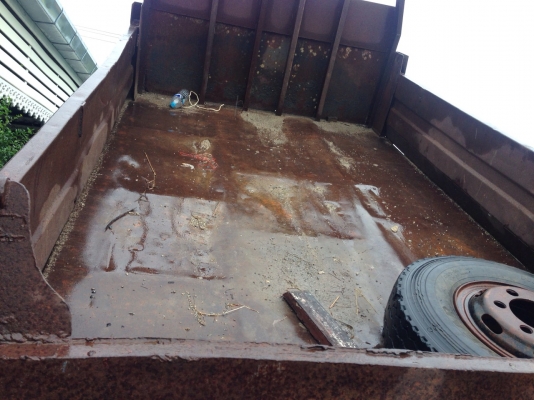 รถอีซูซุ 6 ล้อ ติดเครน 3 ตัน. NPR  115 แรงม้า.  ปี 33       สนใจติดต่อ  081 - 6079515