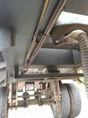 ขายหางพ่วง  สามมิต  2  เพลา. ปี 47     สนใจติดต่อ  081 - 6079515