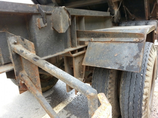 ขายหางพ่วง  สามมิต  2  เพลา. ปี 47     สนใจติดต่อ  081 - 6079515