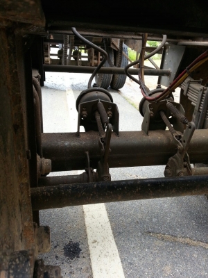 ขายหางพ่วง  สามมิต  2  เพลา. ปี 47     สนใจติดต่อ  081 - 6079515