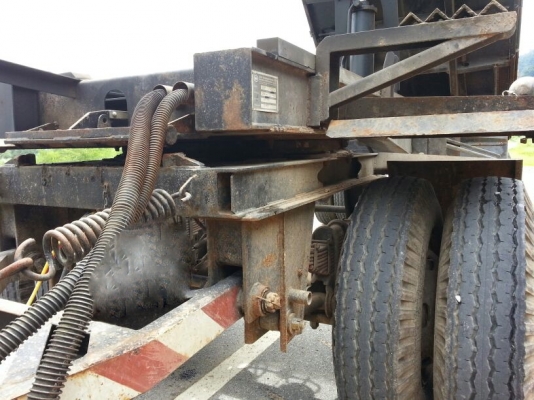 ขายหางพ่วง  สามมิต  2  เพลา. ปี 47     สนใจติดต่อ  081 - 6079515