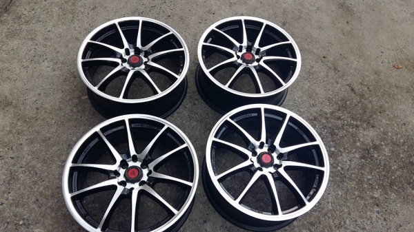 ขายล้อแม็กมือ2 lenso samurai sc-01 17"  สนใจติดต่อเล็กคลองสามครับ 081-3747940