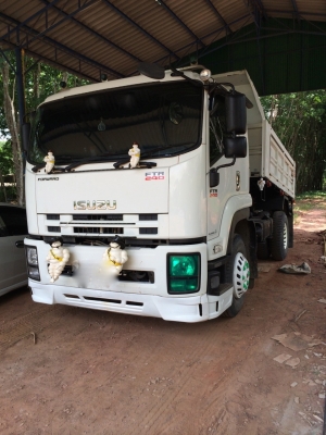 รถอีซูซุ 6 ล้อดั้ม FTR  240 แรงม้า. ปี 53    สนใจติดต่อ  081 - 6079515