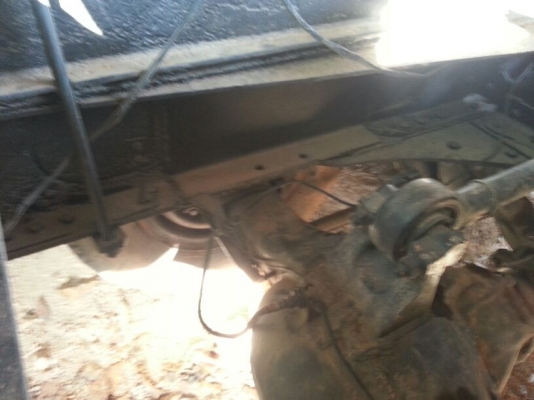 รถฮีโน่ 10 ล้อ ท้ายลาด  KT725  168 แรงม้า.   สนใจติดต่อ  081 - 6079515