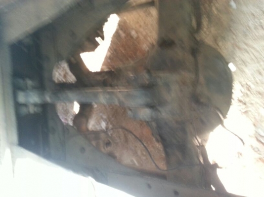 รถฮีโน่ 10 ล้อ ท้ายลาด  KT725  168 แรงม้า.   สนใจติดต่อ  081 - 6079515