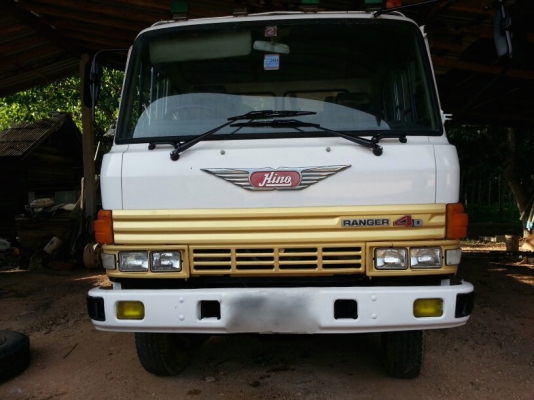 รถฮีโน่ 10 ล้อ ท้ายลาด  KT725  168 แรงม้า.   สนใจติดต่อ  081 - 6079515