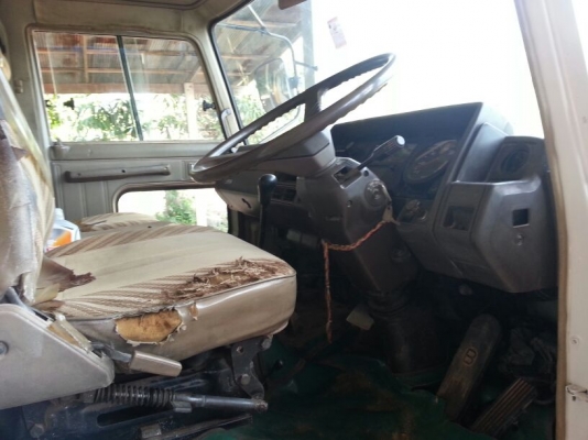 รถฮีโน่ 10 ล้อ ท้ายลาด  KT725  168 แรงม้า.   สนใจติดต่อ  081 - 6079515