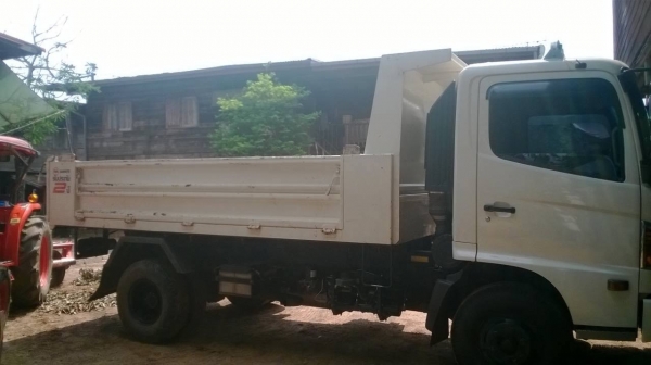 ขาย 6 ล้อดั้ม HINO FC9J ปี 56 เครื่องเดิม 145 แรง คัสซีสวยตลอดเส้น วิ่งน้อย แอร์เย็น เก๋งสวยบาง ทะเบียนพร้อมครับ ขาย 6 ล้อดั้ม HINO FC9J ปี 56 เครื่องเดิม 145 แรง คัสซีสวยตลอดเส้น วิ่งน้อย แอร์เย็น เก๋งสวยบาง ทะเบียนพร้อมครับ